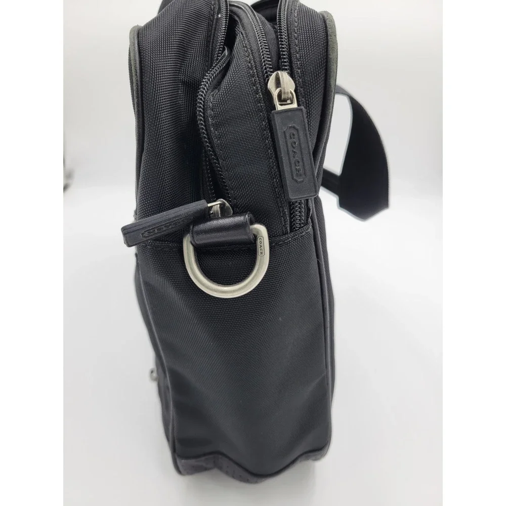 Coach Voyager Messenger Laptop Travel Commuter‎ Bag Black